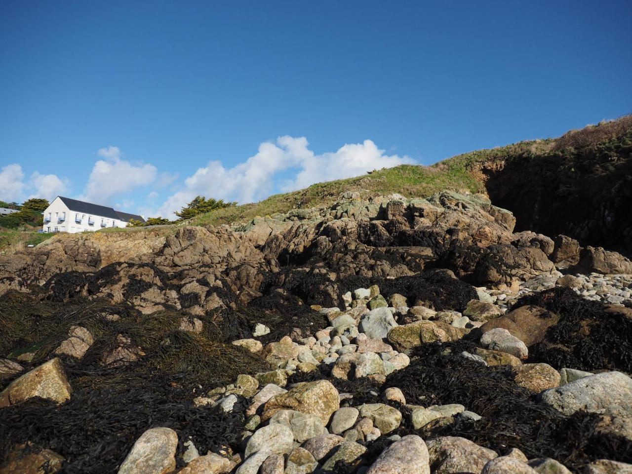Hotel Le Roc'H Ar Mor Ushant Esterno foto