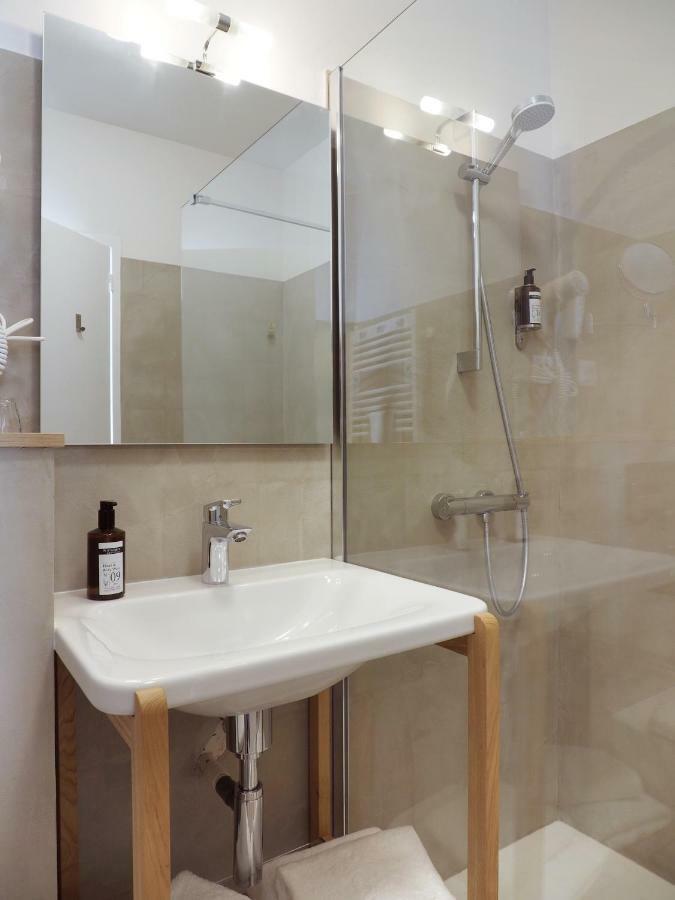 Hotel Le Roc'H Ar Mor Ushant Esterno foto